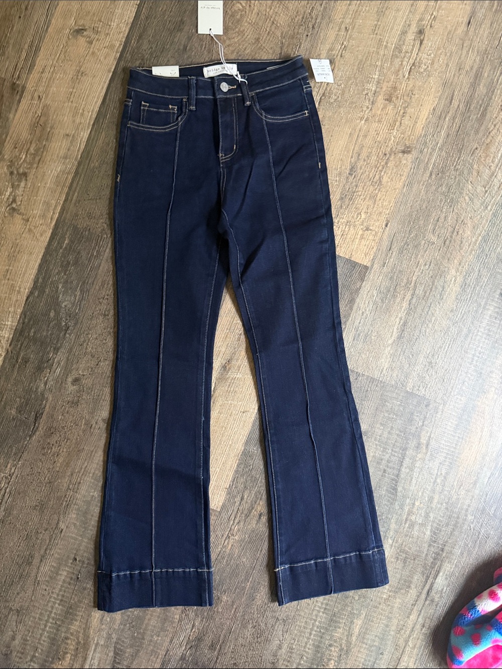 Bridge by Gly High-Rise Dark Indigo Flare Jeans with Front Panel Seams 3/26 NWT